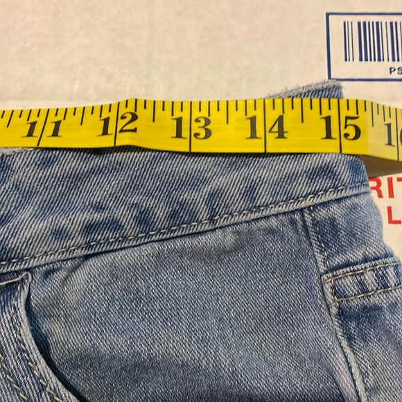 Kids Light Wash Denim w/ Bleached Hearts Design Wide Leg, size L - Picture 5 of 10